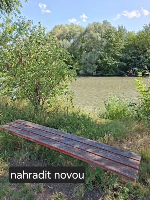 Naučná stezka a obnova posezení u Cukrovarského rybníka