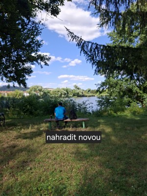 Naučná stezka a obnova posezení u Cukrovarského rybníka